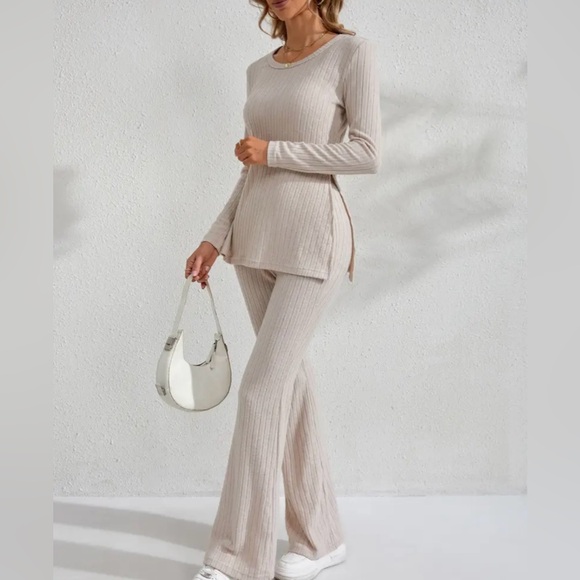 Chic Ribbed Knit Two-Piece Set in Cream in women’s XS - Picture 3 of 4